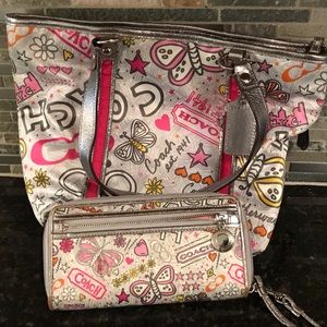 Coach purse and matching wallet